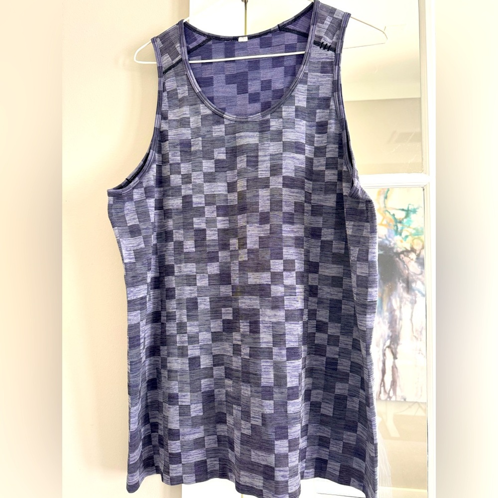 Lululemon Women's Geometric Patterned Tank Top
